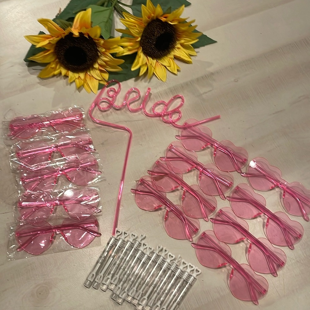 Bach Party Favours - Heart Shaped Sunglasses